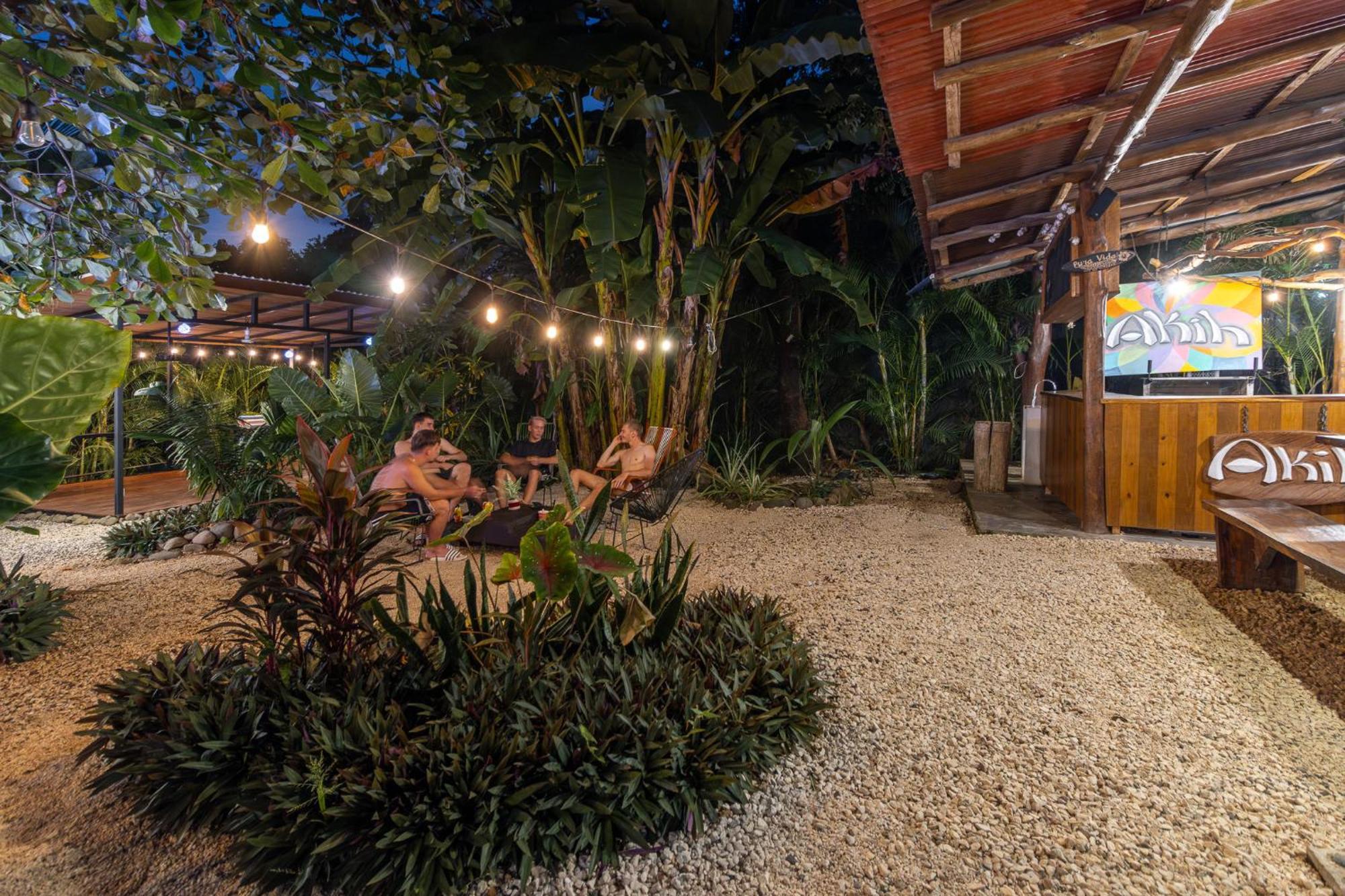 Akih Pods Hostel Playa Santa Teresa  Eksteriør billede